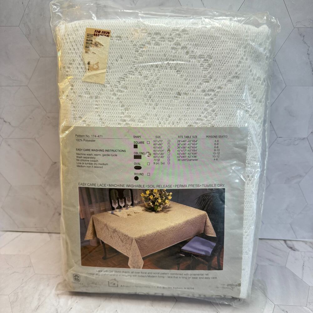 Vintage Quaker Lace Tablecloth White 60x104" New Old Stock Pattern #174-471